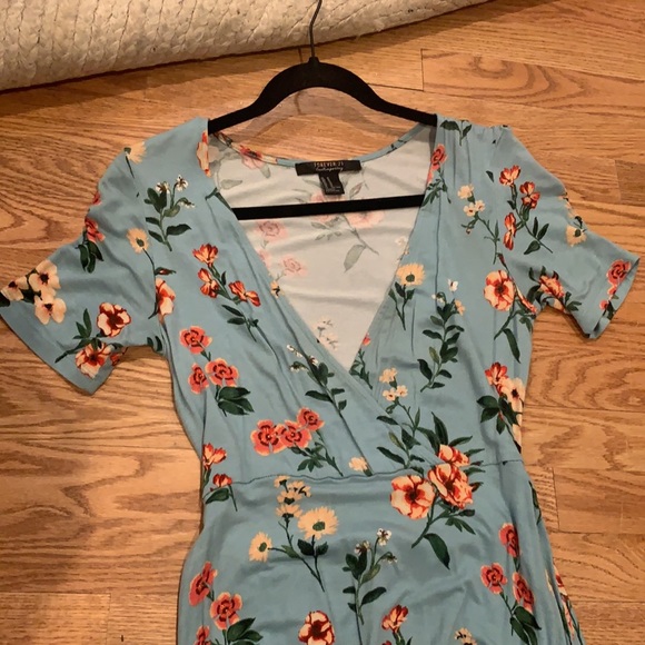 🌸 3/$15 Forever 21 Flower Dress - Picture 3 of 4